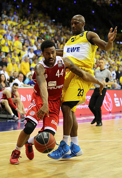 的年轻射手 的年轻射手