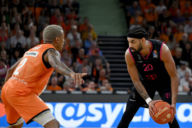 广泛的讨论 广泛的讨论