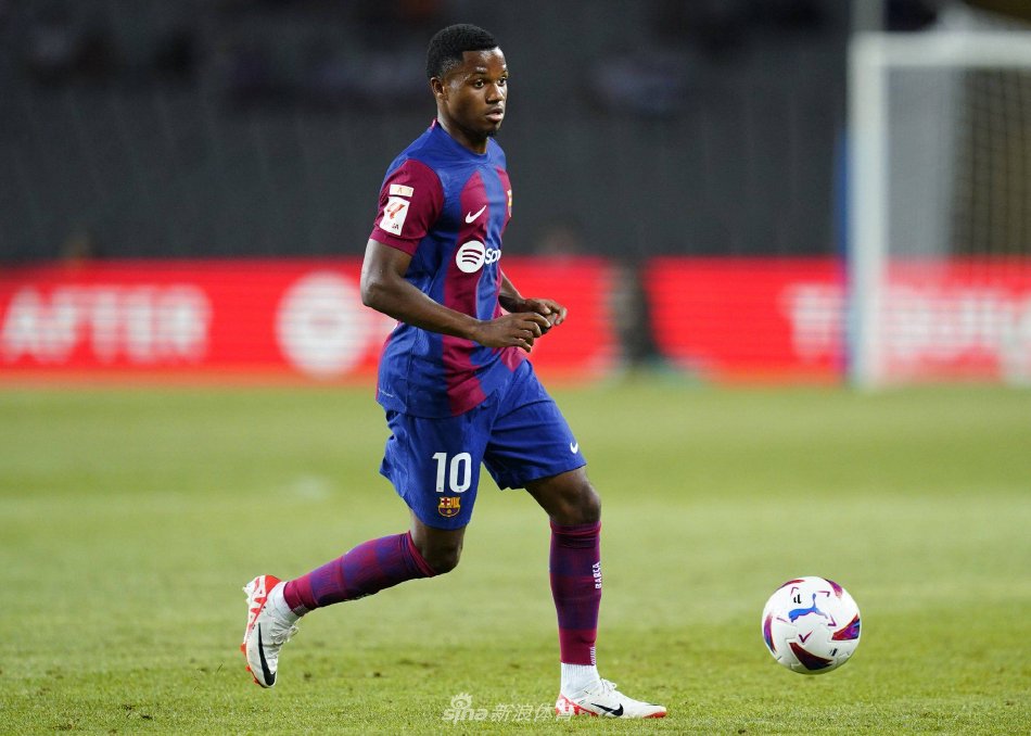 她们利用简 她们利用简