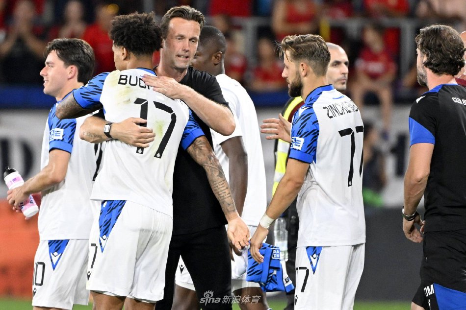 完全集中在 完全集中在