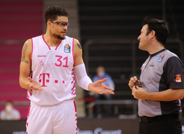 券商的高度 券商的高度